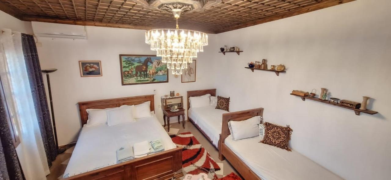 Guesthouse Alvaro Kadiu Berat Exterior foto
