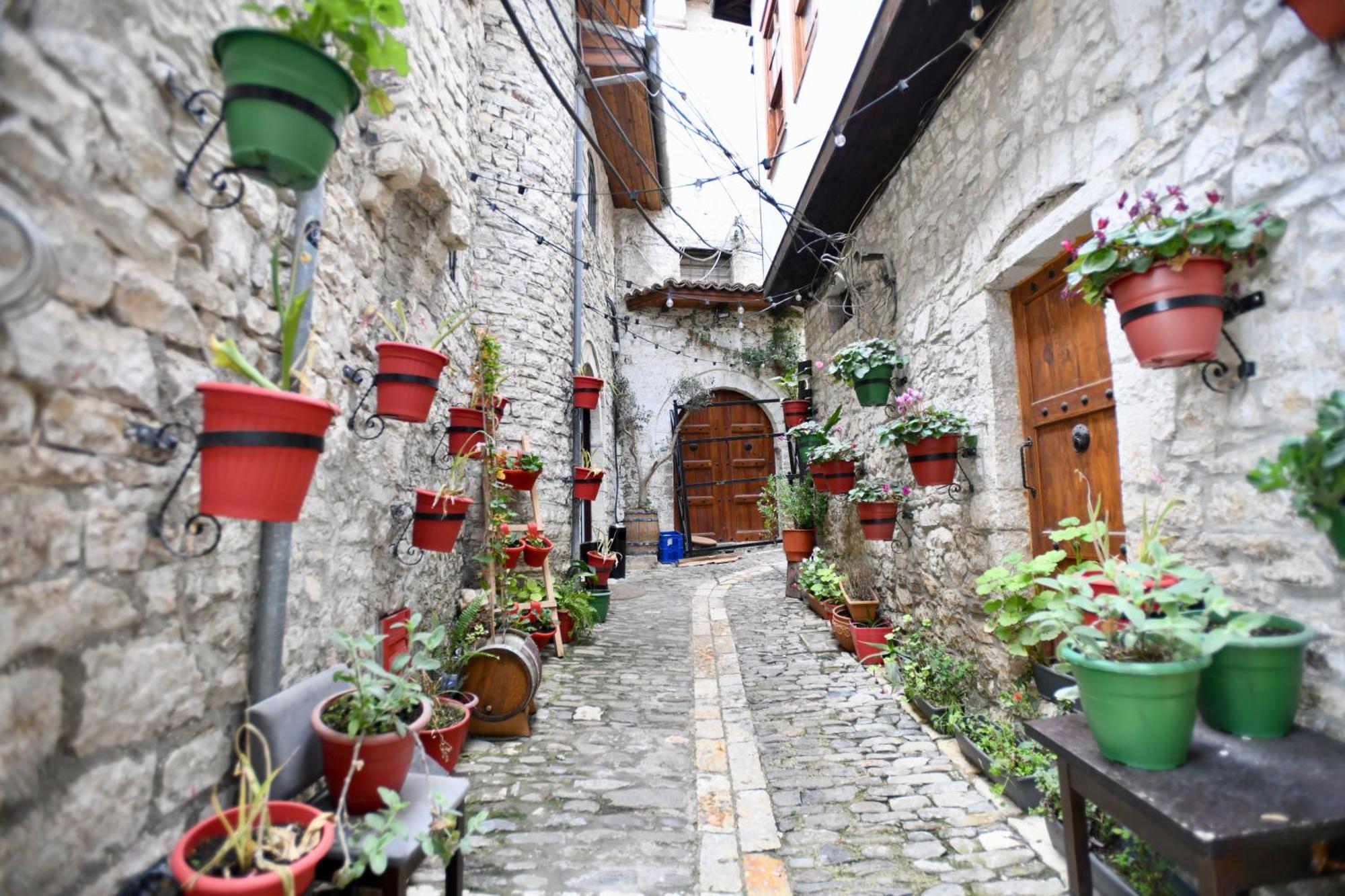 Guesthouse Alvaro Kadiu Berat Exterior foto